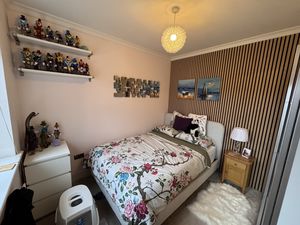 Photo 5- click for photo gallery